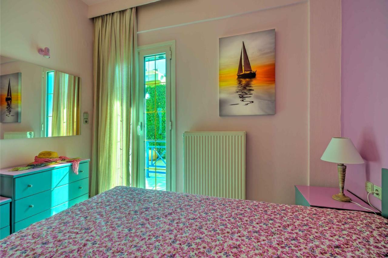Elegant 1Br By Heraklion Beach Sun &Comfort Await Amoudara  Bagian luar foto