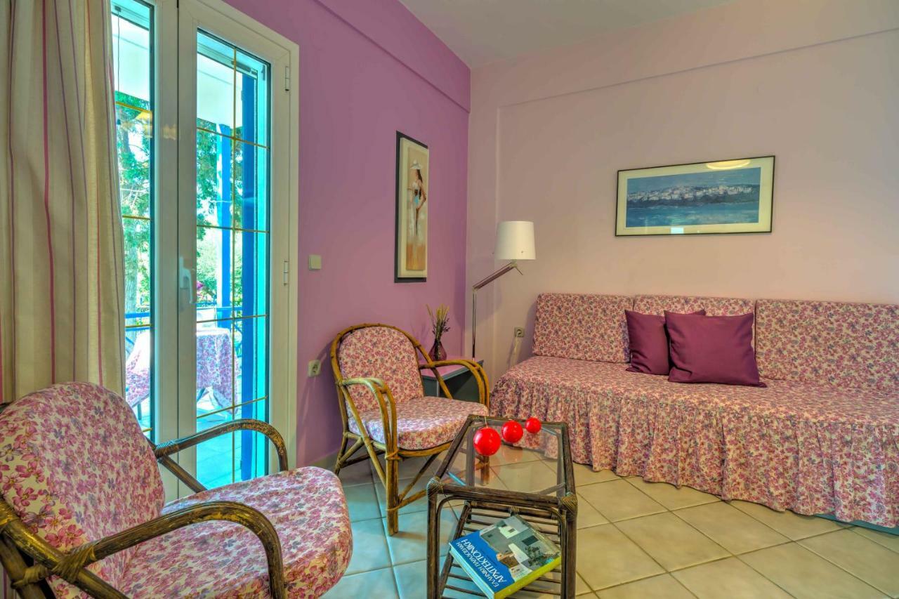Elegant 1Br By Heraklion Beach Sun &Comfort Await Amoudara  Bagian luar foto